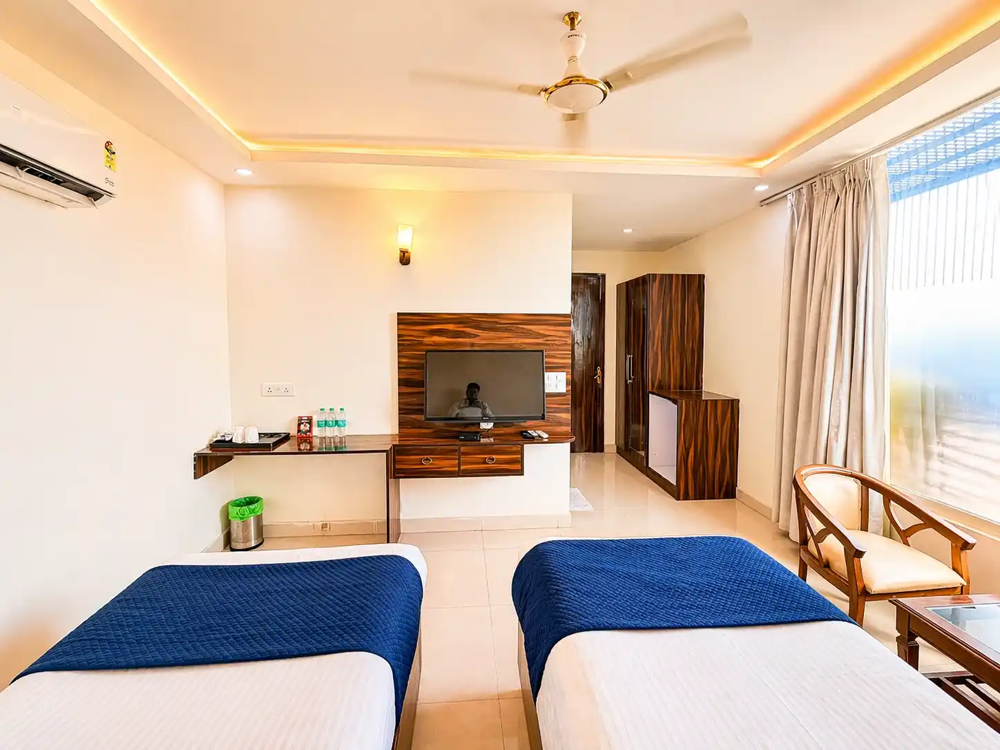 Deluxe Room Interior