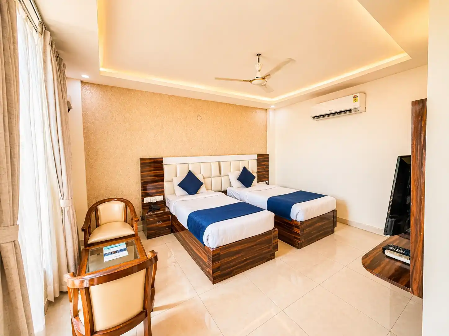 Deluxe Twin Room